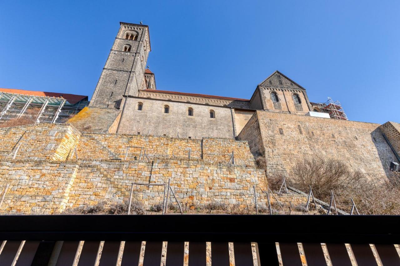 Fachwerkhaus Auf Dem Schlossberg Quedlinburg Luaran gambar